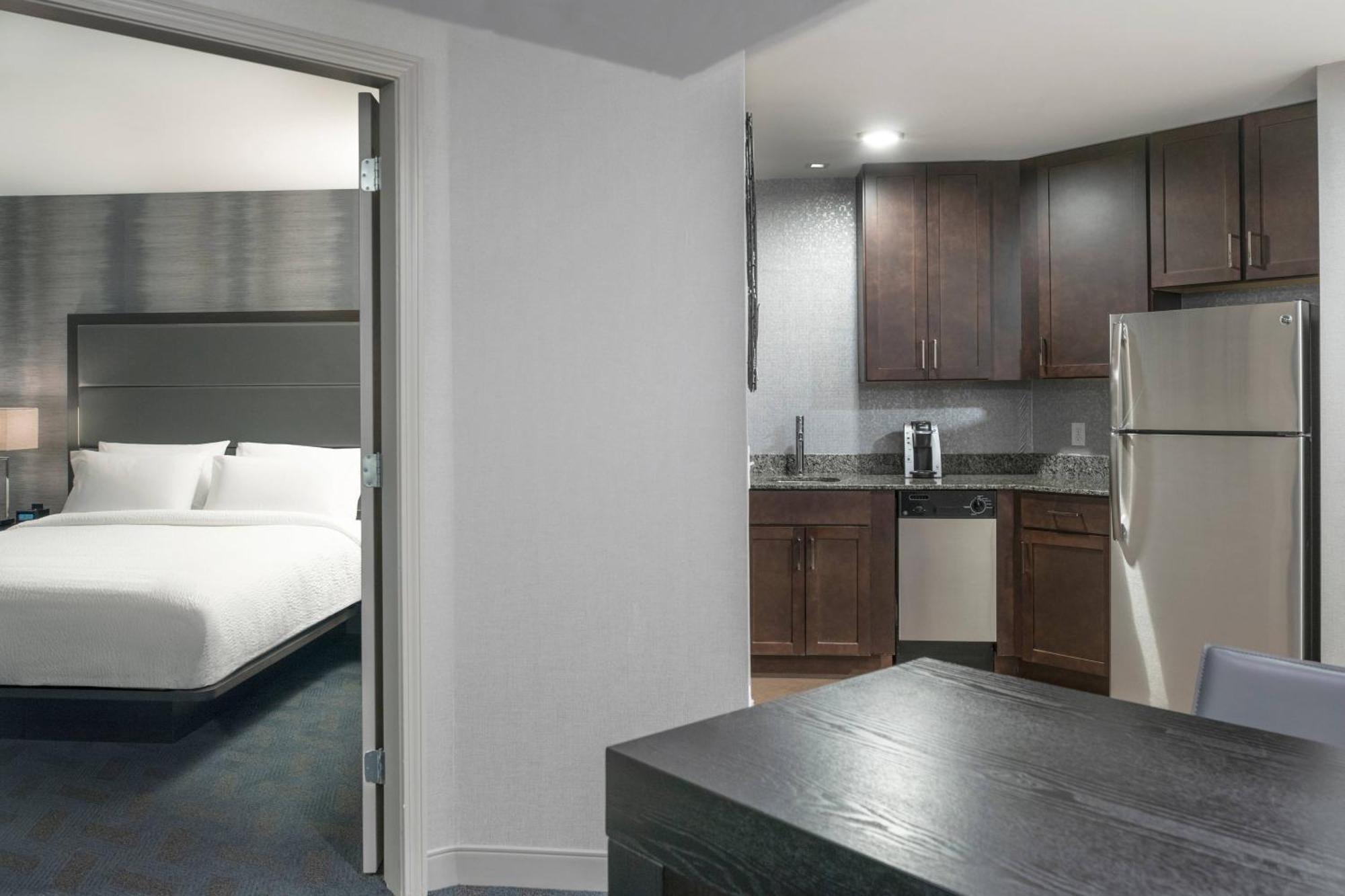 Residence Inn By Marriott Boston Logan Airport/Chelsea Exterior foto